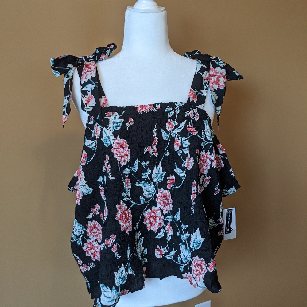 NWT- Floral Crop Top